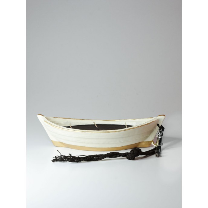 Ceramic boat with aromatic candle of total burning Table Charms