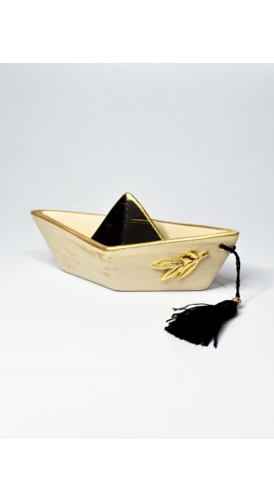 Ceramic boat made in Greece with metallic element beige black