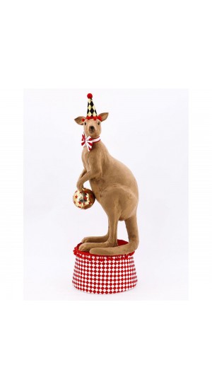 XMAS BROWN KANGAROO WITH BALL ON A RED STAND 24X24X68CM
