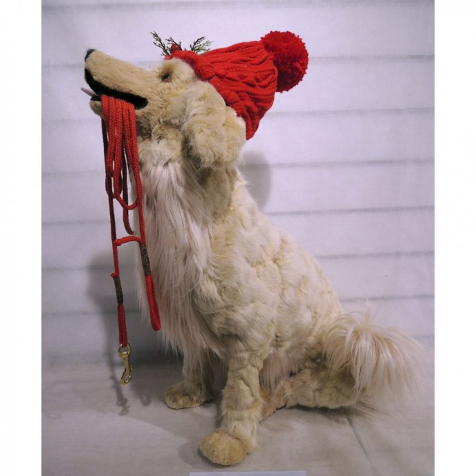  XMAS BROWN FUR DOG WITH RED HAT 52X30X62CM 