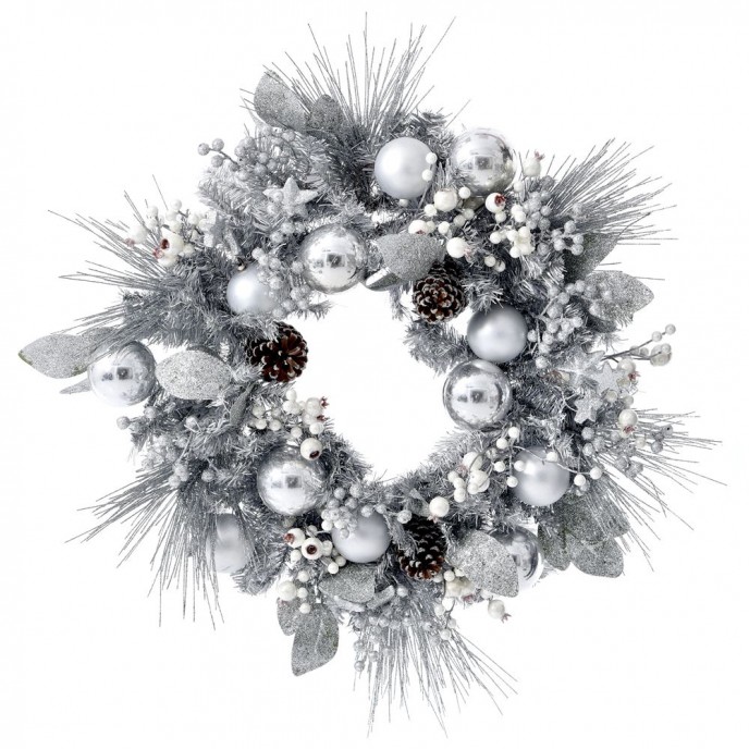  WREATH 65CM WITH SILVER BAUBLES DECORATION 
